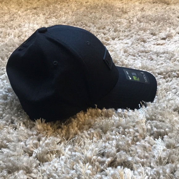 Nike Legacy91 Adults Unisex SnapBack Hat-NEW - Picture 7 of 7